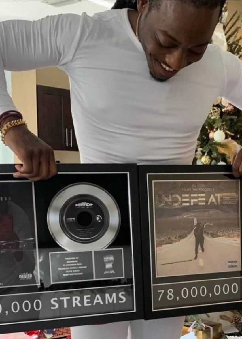 Ace Hood, du bonheur en plaques