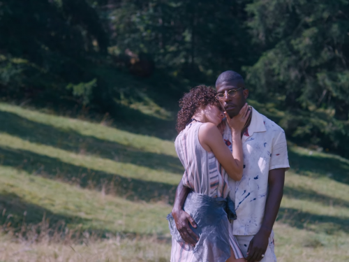 Ichon sort sa chanson d’amour