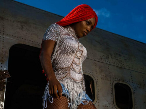 Aunty Rayzor, aiguisée comme une lame