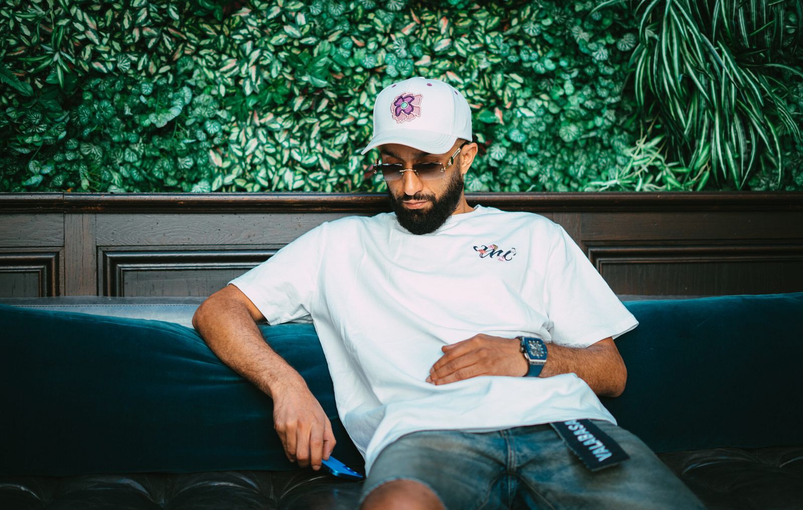 Niro, coup d’œil dans le rétro